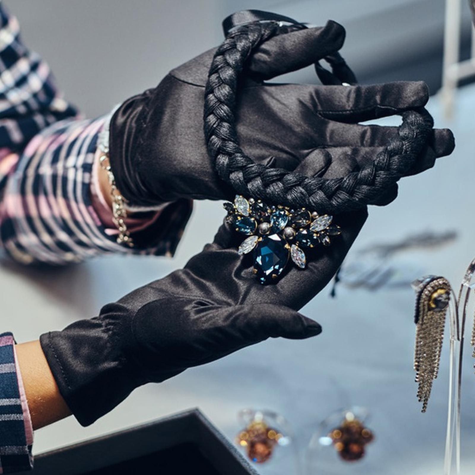 Sarung Tangan Perhiasan Hitam  - Jewelry Making Gloves ulasan dan harga